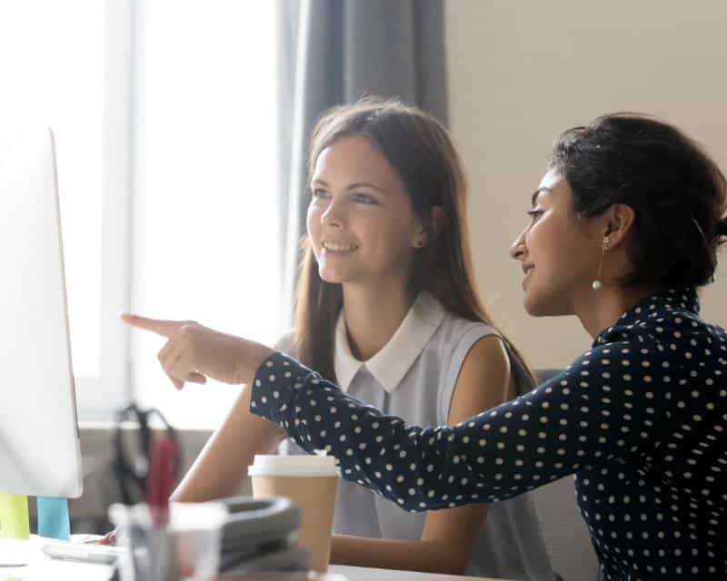 Neue Mitarbeiter am ersten Arbeitstag